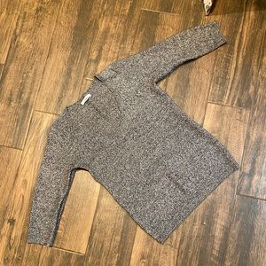 New York & Company Elbow Length V Neck Sweater Gray Black and White